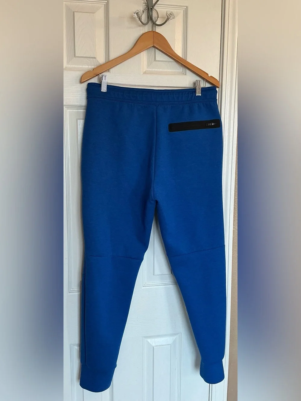 American Eagle Outfitters activewear bright blue & black trim sweat pants Size M